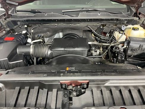 Used 2024 Chevrolet Silverado 2500 LT image 8