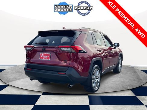 Used 2023 Toyota RAV4 XLE Premium image 6