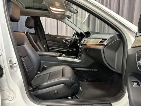 Used 2014 Mercedes-Benz E 250 BlueTEC 4MATIC Sedan image 7