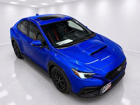 Used 2025 Subaru WRX Limited AWD/4WD image 2