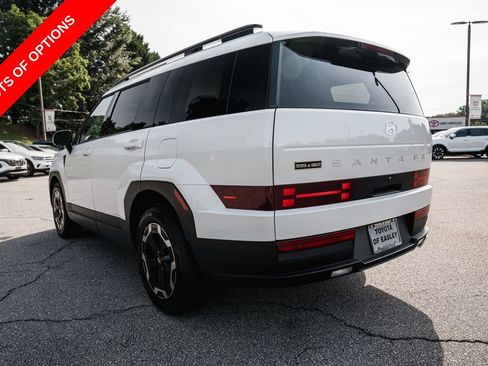 Used 2025 Hyundai Santa Fe SEL FWD image 5