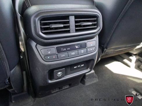 Used 2025 Honda Pilot Elite image 40