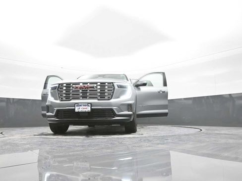 New 2026 GMC Acadia Denali w/ Super Cruise Package image 34