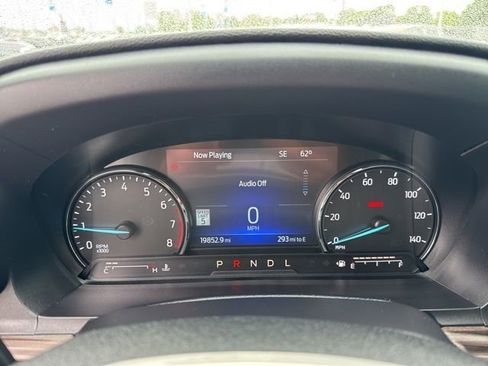 Certified 2023 Ford Explorer Limited w/ Limited Technology Package AWD/4WD image 22