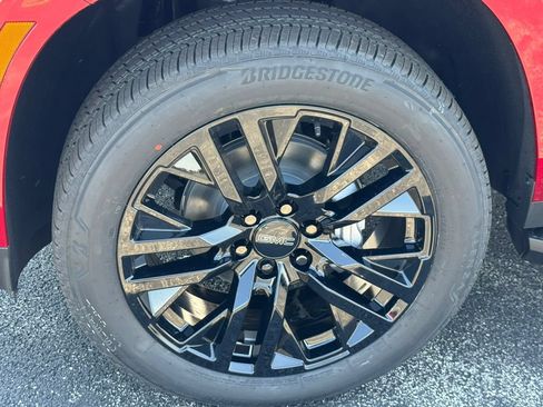 New 2026 GMC Yukon Elevation w/ Elevation Premium Package AWD/4WD image 12