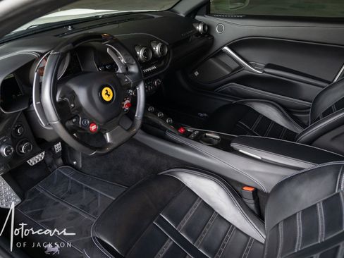 Used 2015 Ferrari F12 Berlinetta image 14