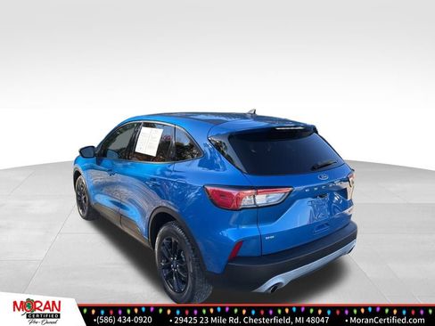 Used 2020 Ford Escape SE Sport image 3