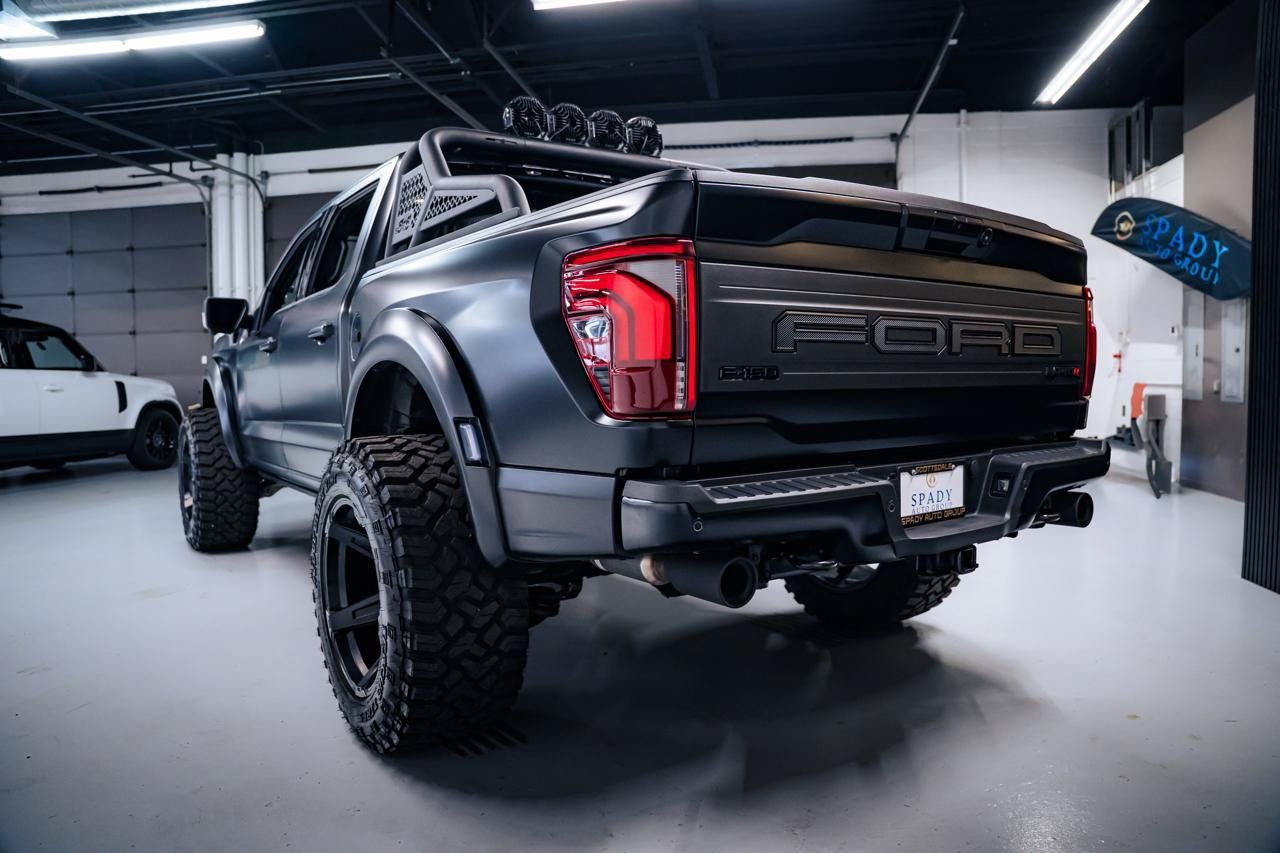 Used 2025 Ford F150 Raptor w/ Equipment Group 803A Raptor R AWD/4WD image 3