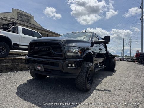 Used 2018 RAM 3500 Laramie w/ Sport Appearance Group AWD/4WD image 3