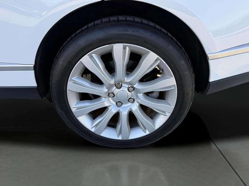 Used 2016 Land Rover Range Rover Supercharged image 21