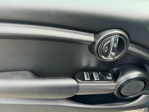 Used 2019 MINI Cooper Convertible FWD image 10
