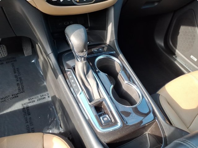 Used 2022 Chevrolet Equinox Premier FWD image 23