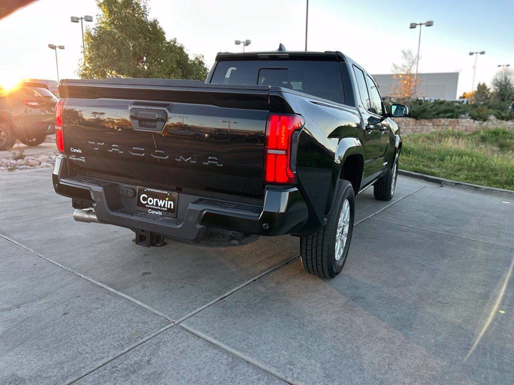 Used 2025 Toyota Tacoma SR5 AWD/4WD image 8