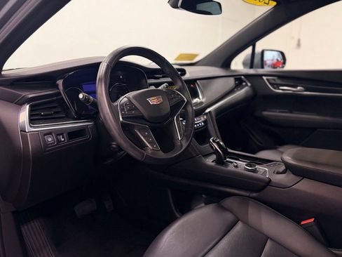 Used 2022 Cadillac XT5 Premium Luxury AWD/4WD image 12