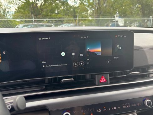 Used 2026 Kia Carnival FWD image 21