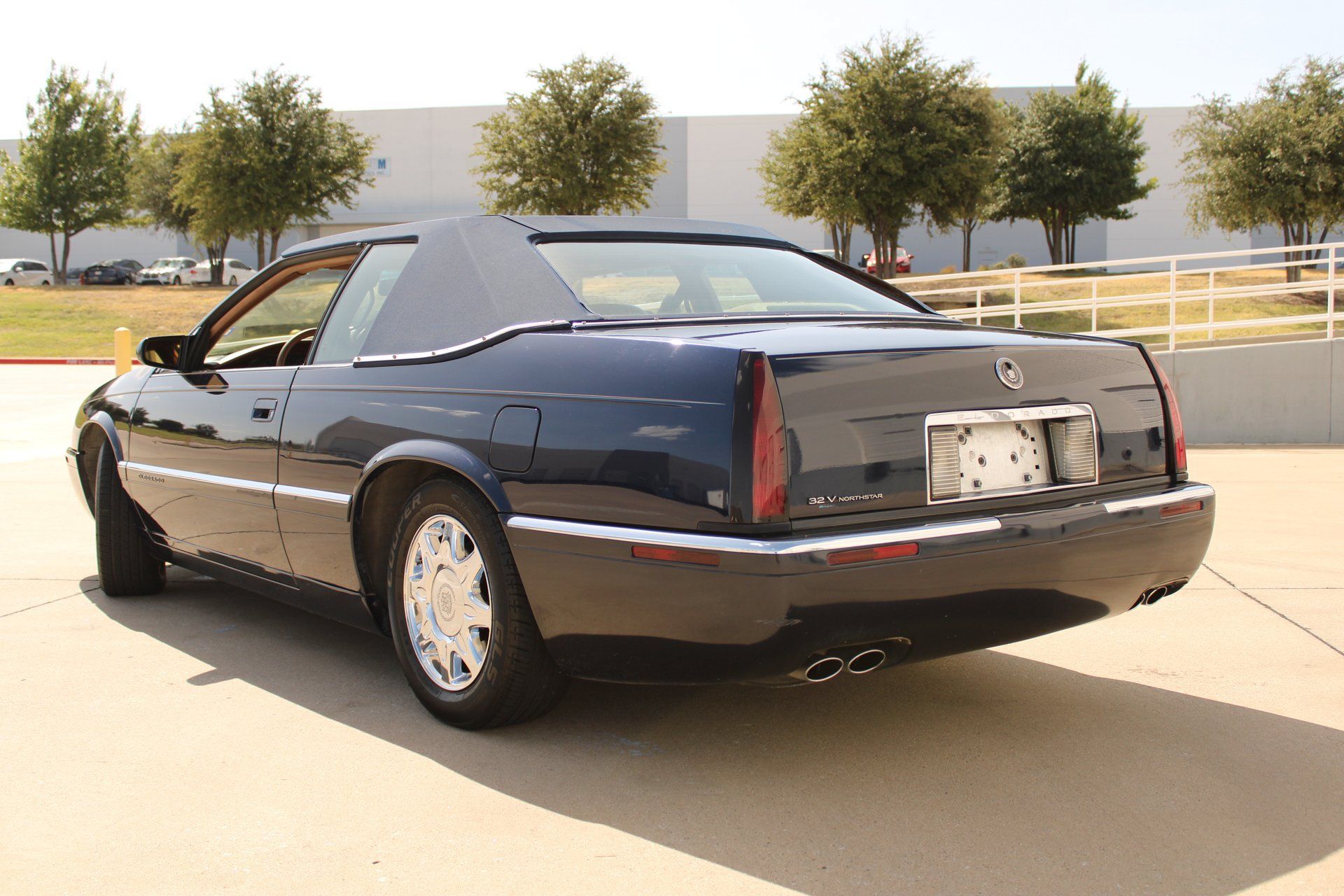Used 1997 Cadillac Eldorado w/ Leather/Lumbar Pkg FWD image 9