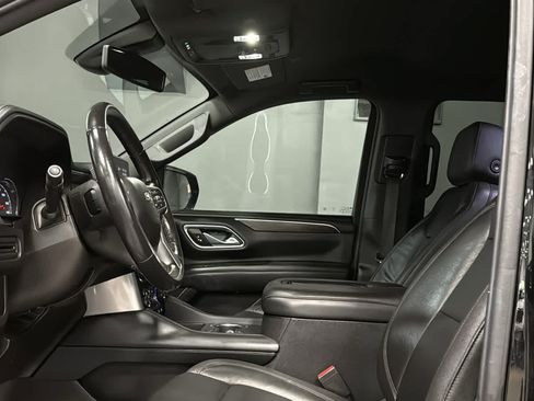 Used 2021 Chevrolet Suburban Z71 AWD/4WD image 10