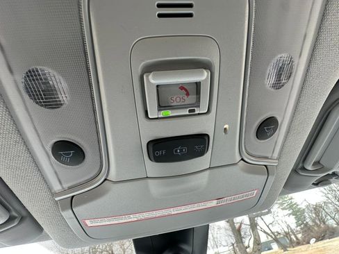 Used 2022 Toyota Prius LE image 21