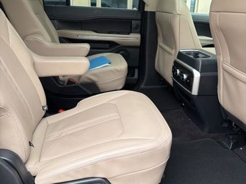 Certified 2022 Ford Expedition Max Limited AWD/4WD image 15
