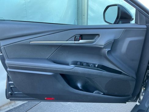 Certified 2025 Toyota Camry SE image 13