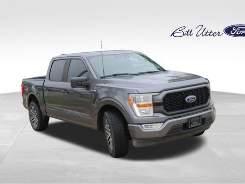 Used 2021 Ford F150 XL w/ STX Appearance Package RWD image 3