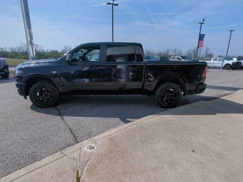 New 2026 RAM 1500 4x4 Crew Cab image 6