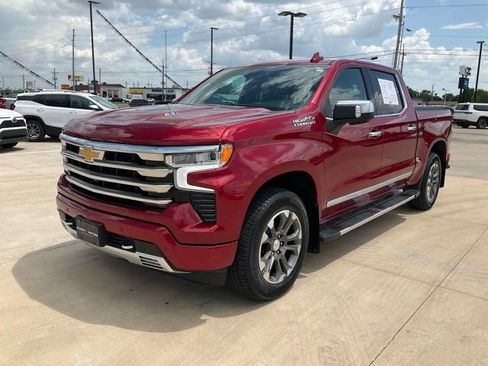 Used 2023 Chevrolet Silverado 1500 High Country w/ Z71 Off-Road Package AWD/4WD image 40