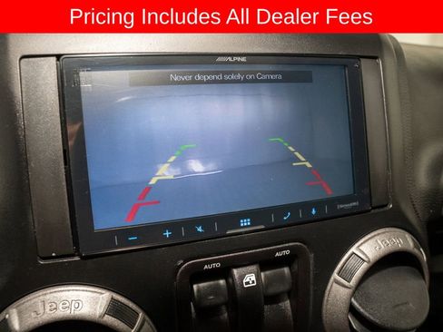 Used 2017 Jeep Wrangler Sport w/ Quick Order Package 24S AWD/4WD image 15