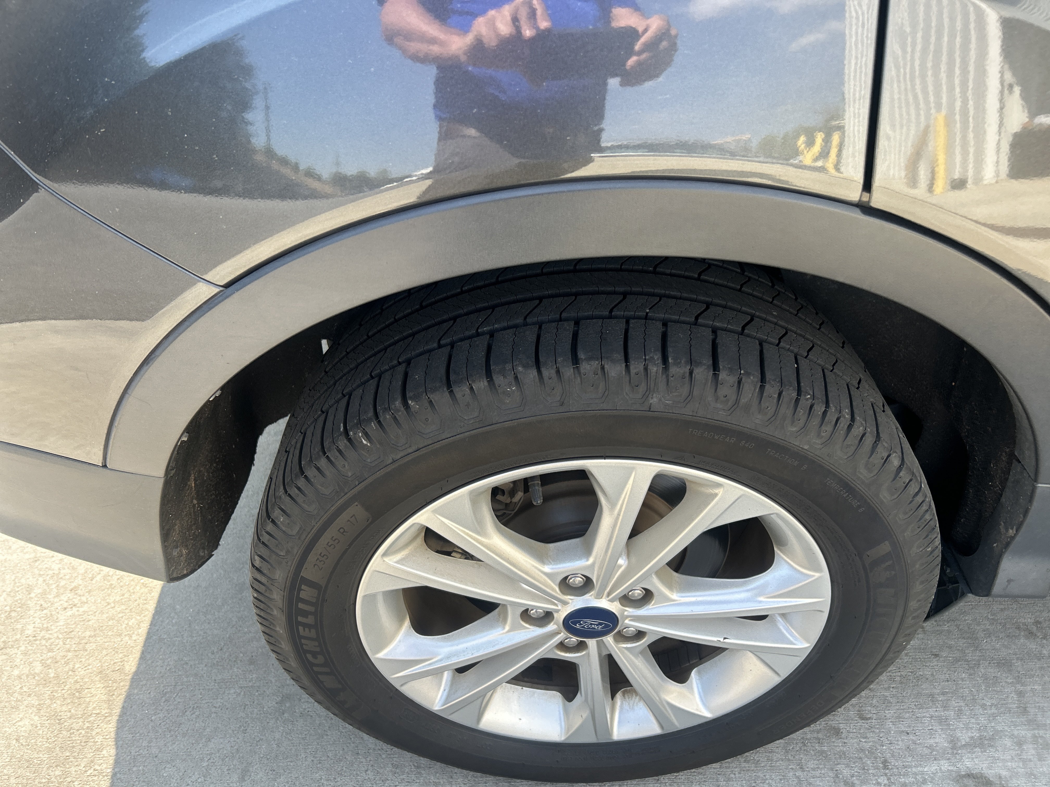 Used 2018 Ford Escape SE FWD image 42
