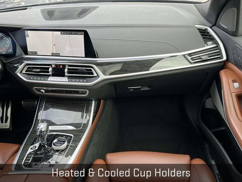 Used 2022 BMW X7 M50i w/ Executive Package image 21