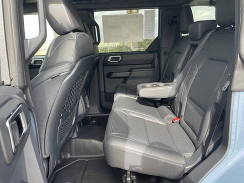 New 2025 Ford Bronco Badlands image 21