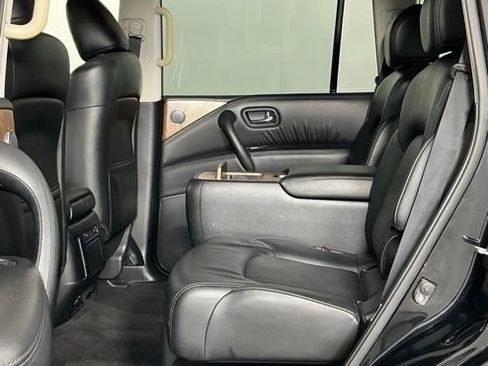 Used 2021 Nissan Armada SL w/ Captain's Chairs Package AWD/4WD image 21