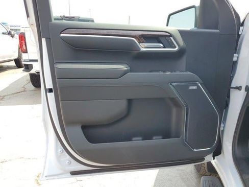 New 2026 GMC Sierra 1500 Elevation w/ Elevation Premium Package AWD/4WD image 17
