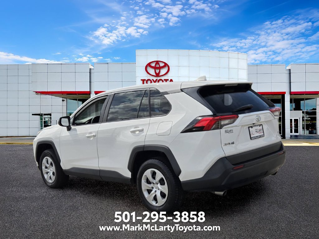 Used 2024 Toyota RAV4 LE FWD image 3