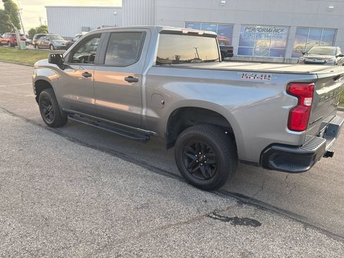 Used 2020 Chevrolet Silverado 1500 Custom Trail Boss w/ Custom Convenience Package AWD/4WD image 17