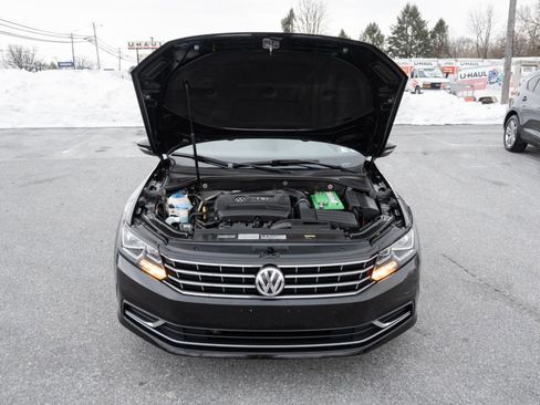 Used 2016 Volkswagen Passat 1.8T SE image 37