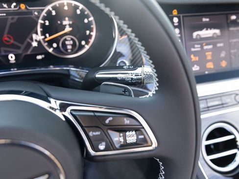 Used 2024 Bentley Continental GT image 41