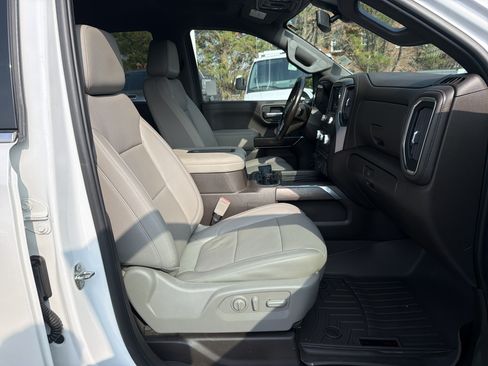 Used 2019 GMC Sierra 1500 SLT w/ SLT Premium Plus Package AWD/4WD image 35
