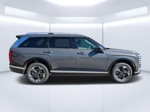 New 2026 Hyundai Palisade Limited FWD image 2