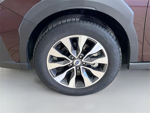 Used 2025 Subaru Outback Touring XT image 39