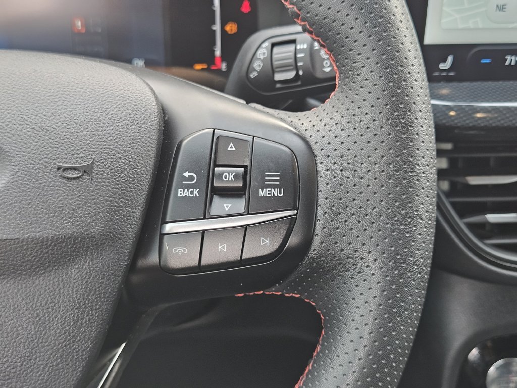 Used 2023 Ford Escape ST-Line w/ Tech Pack #1 AWD/4WD image 28