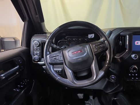 Used 2022 GMC Sierra 2500 AT4 w/ AT4 Preferred Package AWD/4WD image 11
