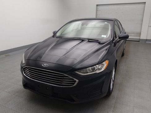 Used 2020 Ford Fusion SE FWD image 15