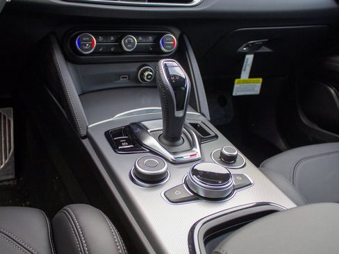 New 2025 Alfa Romeo Stelvio Sprint w/ Veloce Package image 21