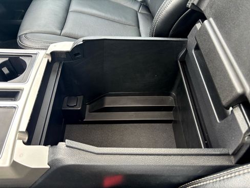 Used 2020 Ford F150 Lariat w/ Equipment Group 502A Luxury image 30