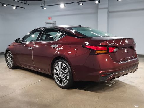 Used 2023 Nissan Altima 2.5 SL image 5