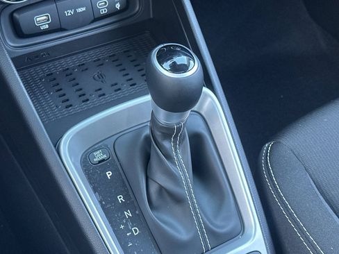 New 2026 Hyundai Venue SEL image 18