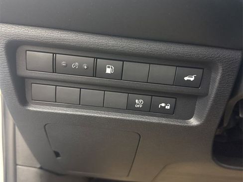 New 2025 Mitsubishi Outlander SE image 20