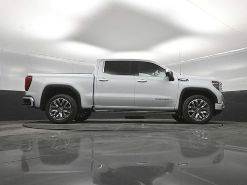 New 2026 GMC Sierra 1500 Denali w/ Denali Reserve Package AWD/4WD image 42