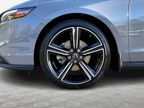 Used 2025 Honda Accord Sport image 24